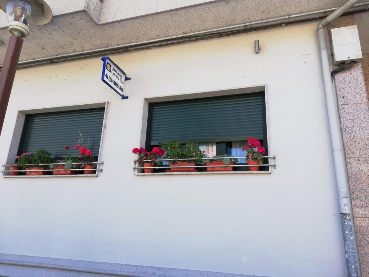 Albergue Camino Real Sigueiro Exterior foto